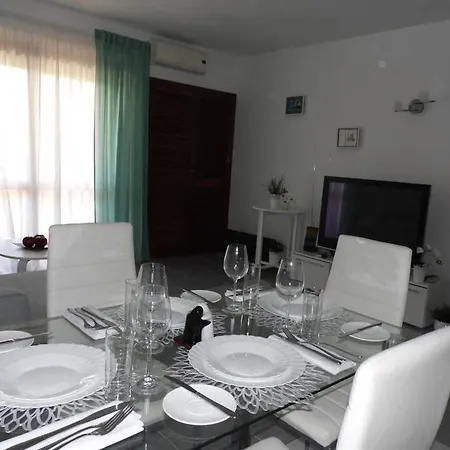 Апартаменты Happy House-fantastic With Amenities Албуфейра
