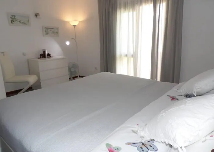 Happy House-fantastic With Amenities Apartament