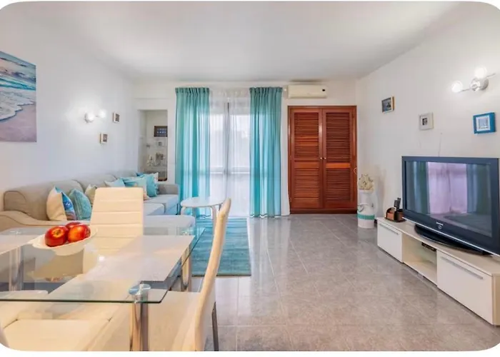 Apartment Happy House-fantastic With Amenities Albufeira